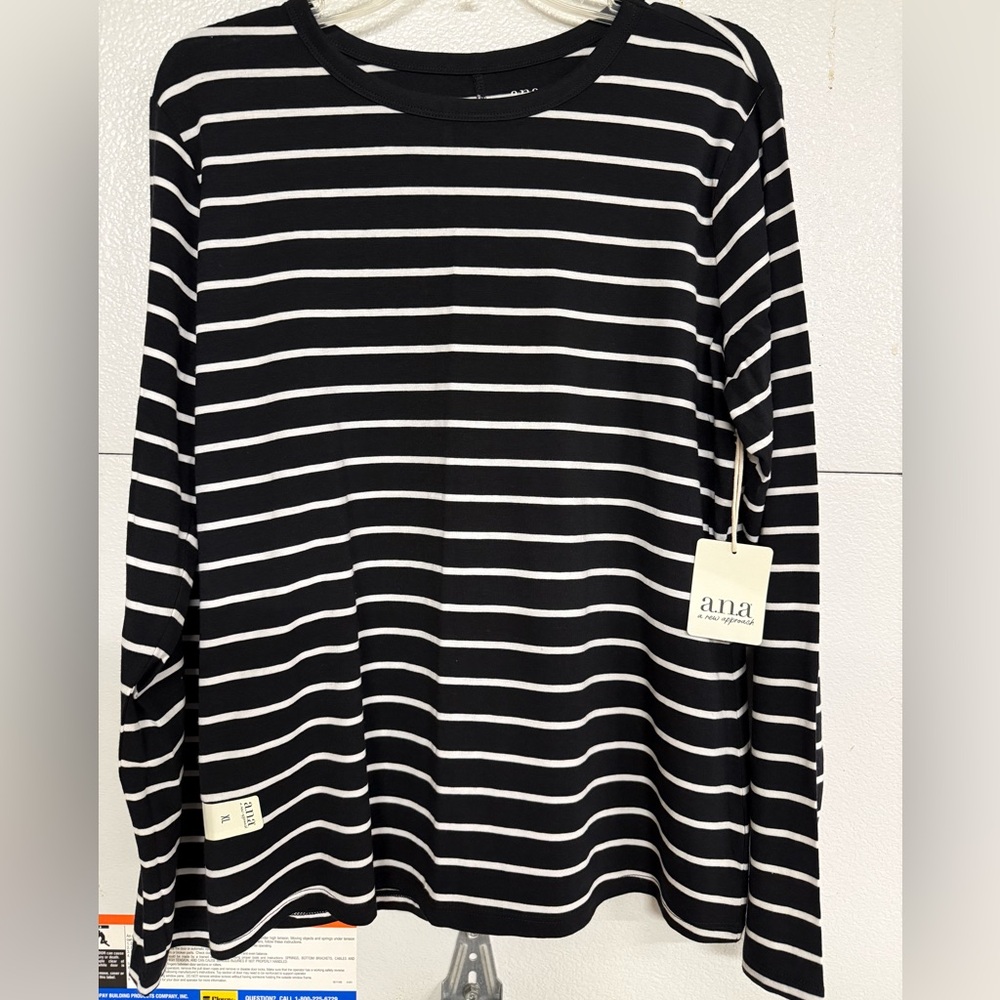 a.n.a long sleeve shirt
